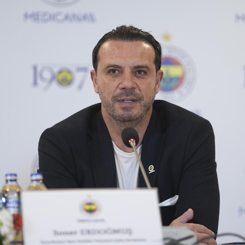 Fenerbah�e'de ayr�l�k: Soner Erdo�mu�