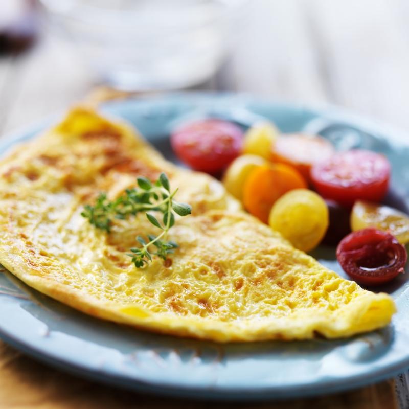 Sade omlet tarifi: Kahvalt�n�n en pratik lezzeti