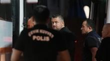 Buca Belediye Ba�kan� G�rkem Duman g�revden uzakla�t�r�ld�