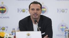 Fenerbah�e'de ayr�l�k: Soner Erdo�mu�