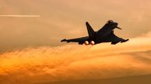 NATO u�aklar� acil koduyla havaland�! Hava sahas�n� ge�en �HA d���r�ld�