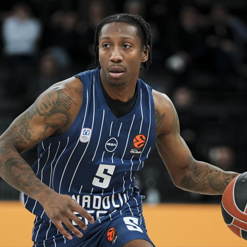 Anadolu Efes'te ayr�l�k: Saben Lee!