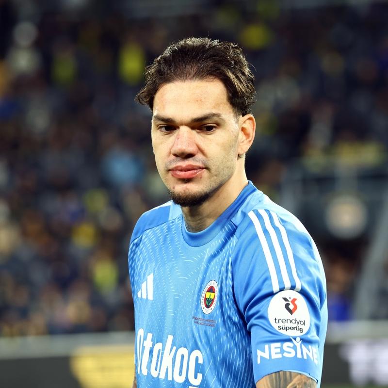 Ederson g�r��me odas�na: Fenerbah�e'de s�cak geli�me