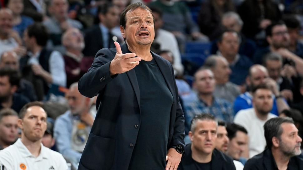 Ergin Ataman'dan Olimpiakos taraftarına cevap: Tür