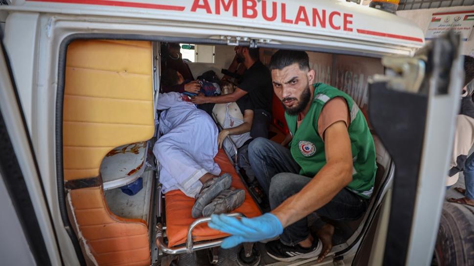 İsrail, 17 binden fazla hastanın yurt dışına çıkışını engell