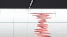 Antalya'da 4 b�y�kl���nde deprem