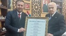 Devlet Bah�eli bizzat istedi! Milli tak�m i�in haz�rlanan eser sosyal medyay� sallad�