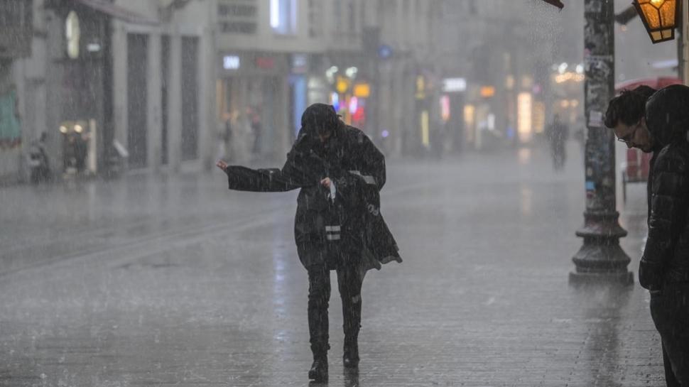 Bakanlık duyurdu! 10 il için "sarı" kodlu meteorolojik uyarı