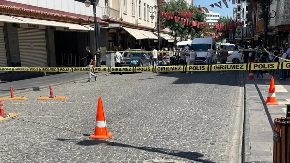 Diyarbakır'da Yapı Kredi şubesi kurşunlanmıştı: 2 