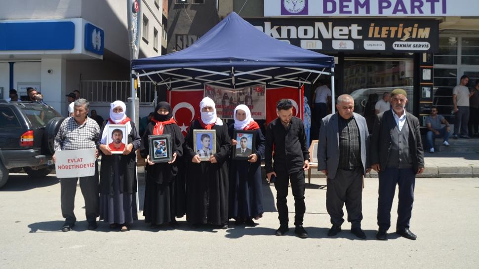 Muşlu aileler eylemlerini sürdürüyor