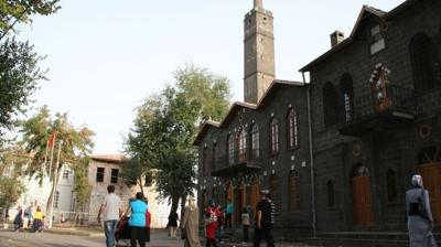 9 bin y�ll�k tarihiyle zamana meydan okuyor! ��te Diyarbak�r'da gezilecek yerler...