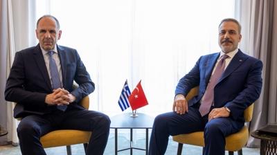 Bakan Fidan, Yunanistan D��i�leri Bakan� Yerapetritis ile g�r��t�
