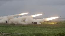 B�lgede gerilim had saftada... ABD yap�m� roketler �in'e do�ru ate�lendi