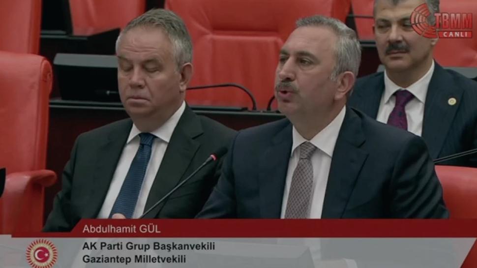 AK Partili Gül'den "Çıplak arama" iddialarına tepki: Kim ne 