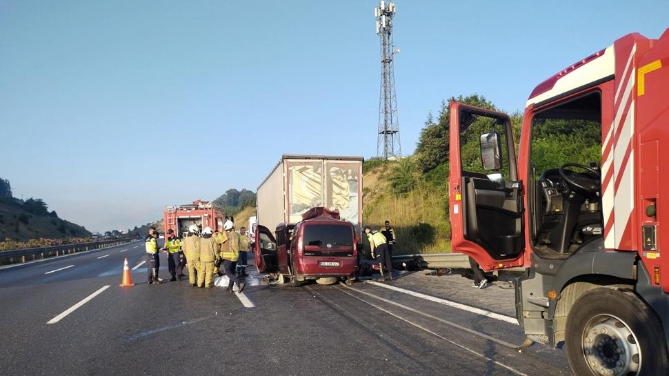 İstanbul'da yürek yakan çarpışma: 1'i bebek 3 kişi