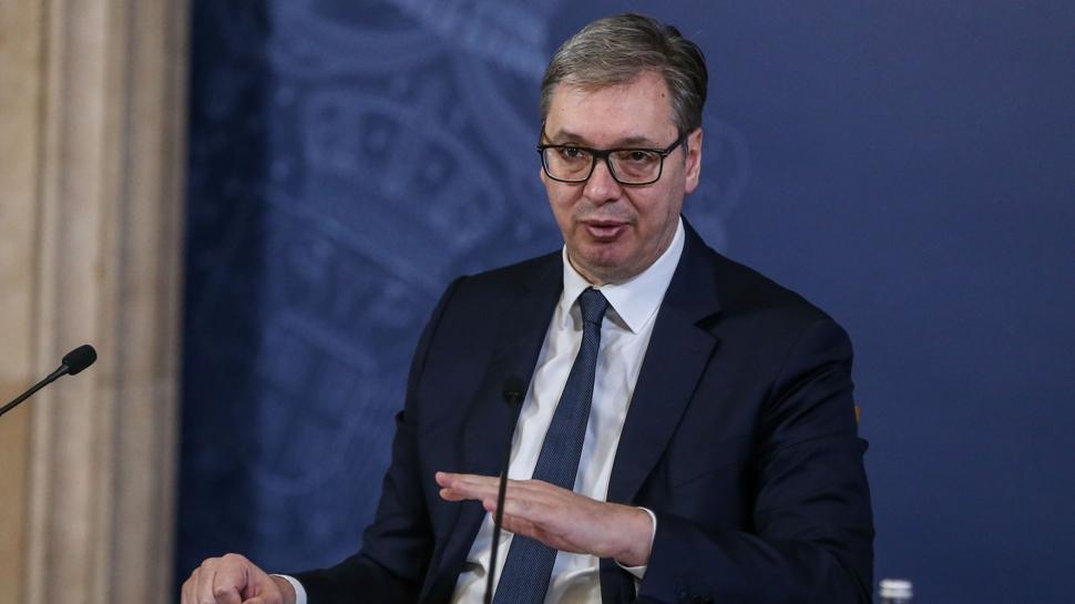 Sırp lider Vucic'ten şaşırtan istifa kararı... Başbakanlığa 