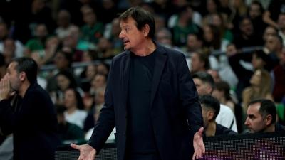 Panathinaikos, Olympiakos serisinde durumu 2-2 yapt�