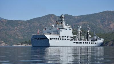 T�rk m�hendislerinin eseri Do�u Akdeniz'de! TCG Derya'dan g�vde g�sterisi
