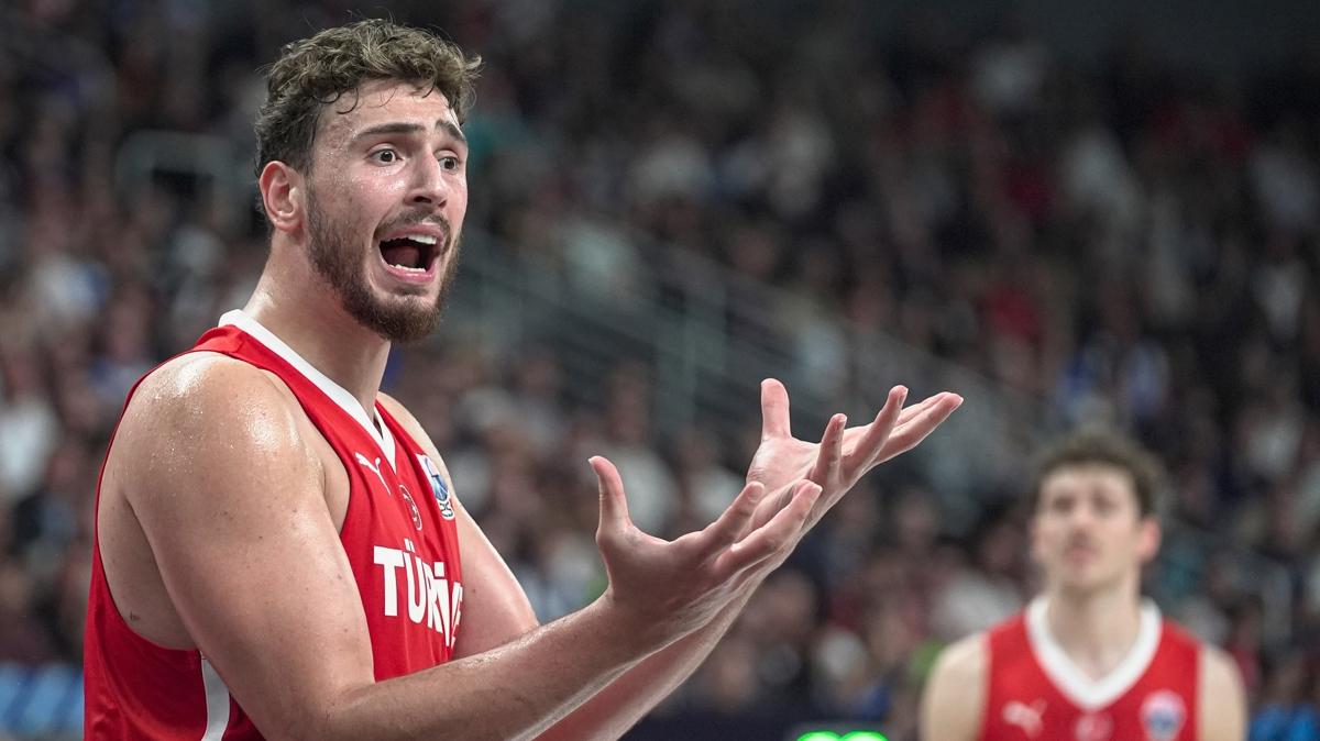 basketbol 12 dev adam spor foto�raflar� resimleri