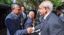 CHP'de ta�lar yerinden oynayacak! �zg�r �zel'in yerine ge�ecek isim belli oldu