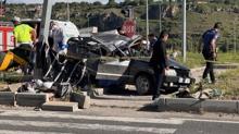 Kayseri'de feci kaza: �ki otomobilde 3 �l�