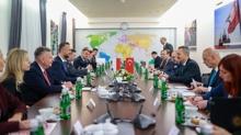 NATO m�ttefikinden T�rkiye'nin savunma sanayisine tam �vg�! ��birli�i derinle�iyor