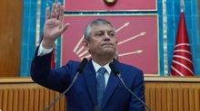 �zg�r �zel ekibi Parti Meclisi'nden istifa ediyor