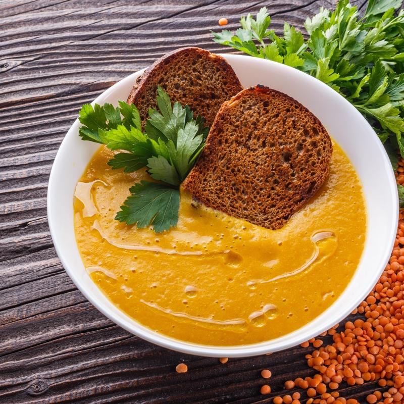 Lokanta usul� mercimek �orbas� tarifi! K�vam� tam tutan pratik lezzet
