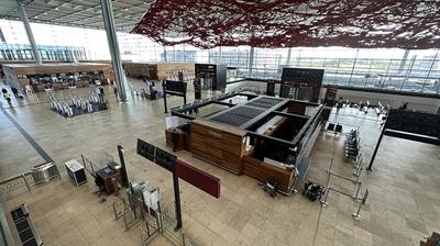 Hamburg Havaliman�'nda u�u�lar yeniden ba�lad�
