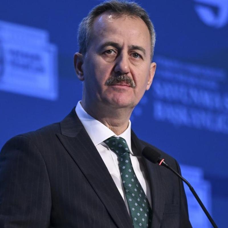 NATO'nun g�c�ne T�rk damgas�... Savunma Sanayii Ba�kan� G�rg�n: �� birli�i a��s�ndan �nemli bir f�rsat