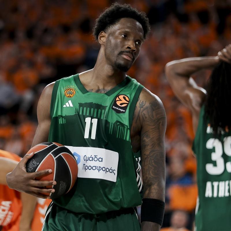 Panathinaikos, Nigel Hayes-Davis'i renklerine ba�lad�