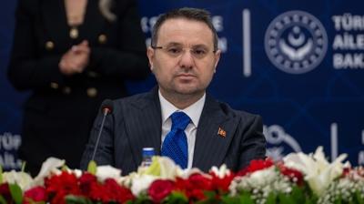 Bakan G�rlek'ten AP'ye sert tepki: Beyhude bir �aba
