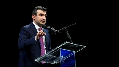 Dijital tahakk�me kar�� milli hamle... Sel�uk Bayraktar: Tekellerin �r�mcek a�lar�n� y�rt�p atabiliriz