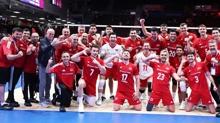 Efeler, Fransa'ya set vermeden kazand�