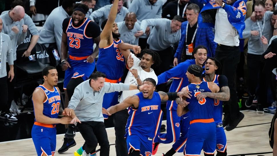 NBA'de şampiyon New York Knicks! 53 yıl sonra gelen zafer...