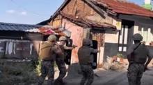 Polisi saatlerce u�ra�t�rd�: G�zalt�na al�n�nca s�yledi�i s�z g�ndem oldu