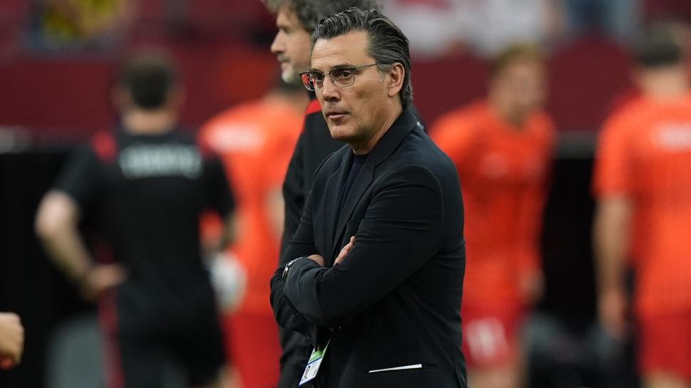 Vincenzo Montella'dan ilk 11'de 4 değişiklik