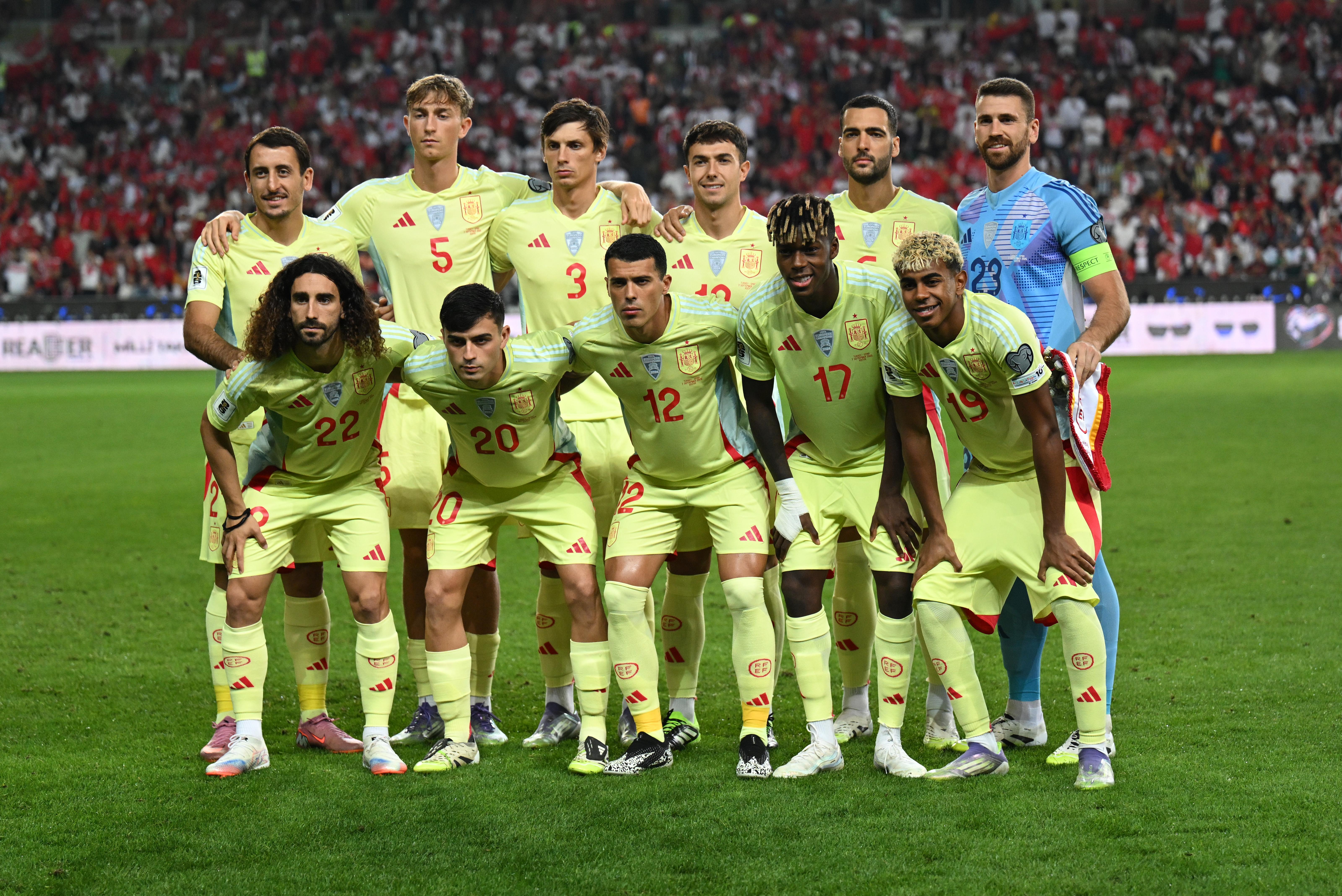�spanya, Ye�il Burun Adalar� ile kar�� kar��ya! ��te muhtemel 11'ler...