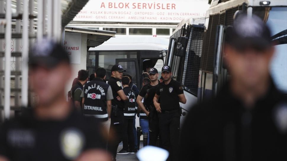 Silivri'de yolsuzluk soruşturması: Başkan Balcıoğlu ve 17 şüpheli adliyede
