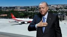 Ankara Havaliman� hizmete a��l�yor... Ba�kan Erdo�an'�n u�a�� ini� yapt�