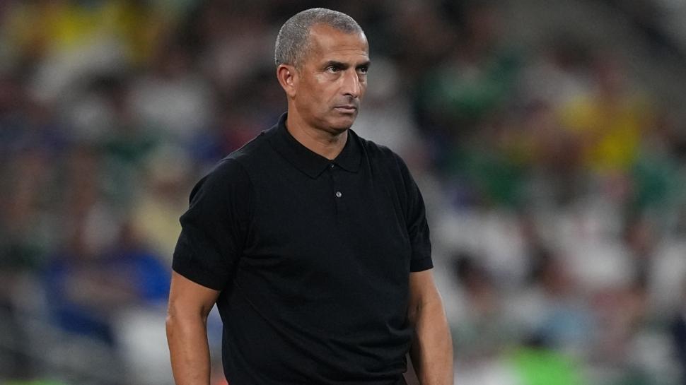 Tunus'ta Sabri Lamouchi ile yollar ayrıldı