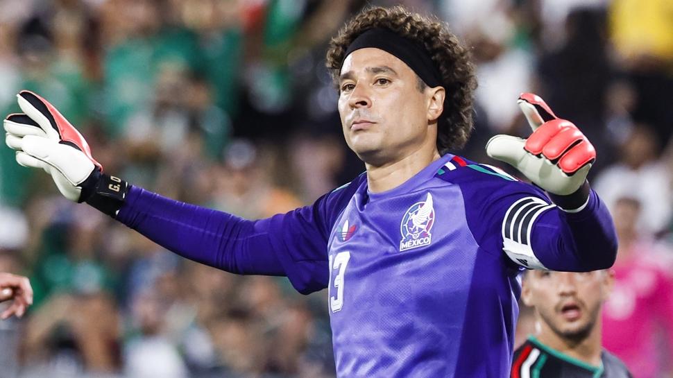 Meksikalı kaleci Ochoa'dan emeklilik kararı