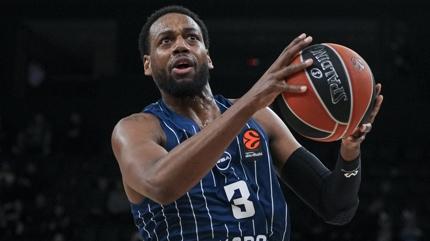Anadolu Efes, Jordan Loyd'un s�zle�mesini uzatt�