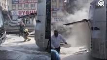 Avc�lar'da yang�n pani�i... Seyir halindeki metrob�s alev ald�
