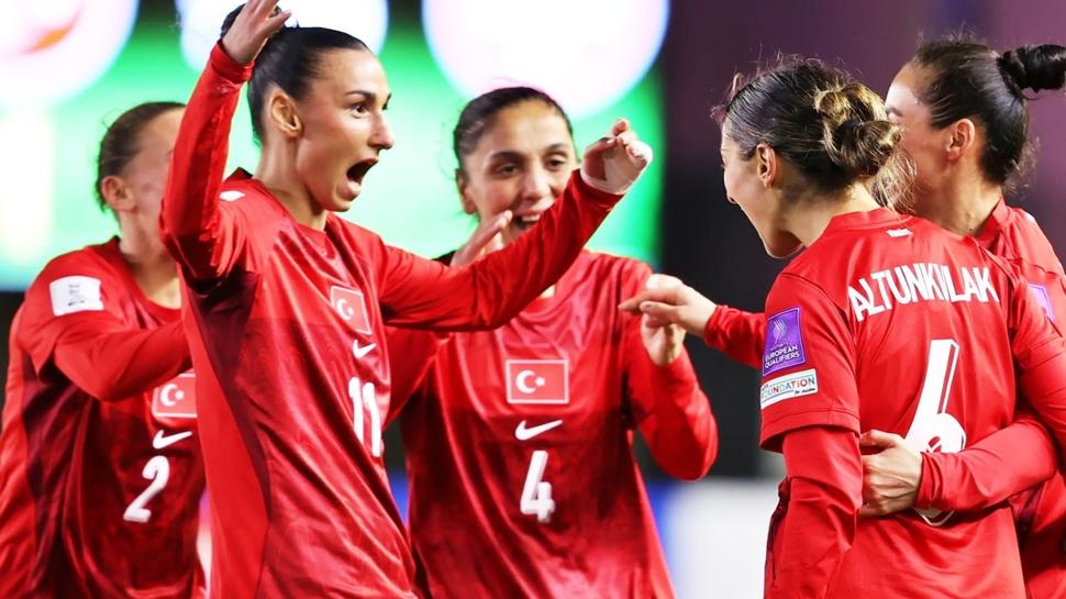 A Milli Kadın Futbol Takımı'nın rakipleri yarın belli olacak