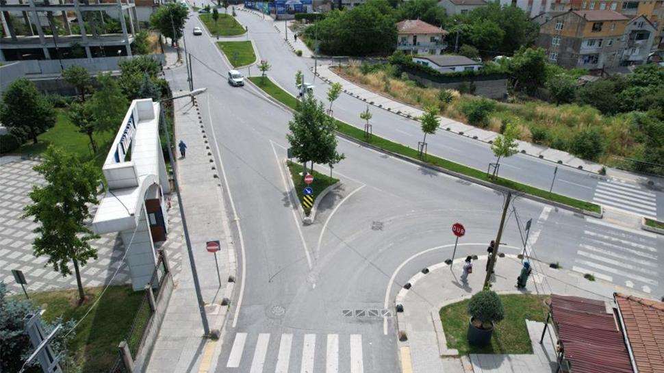 Bu yol tehlike saçıyor! Vatandaş çırpınıyor, İBB yıllardır kulak tıkıyor