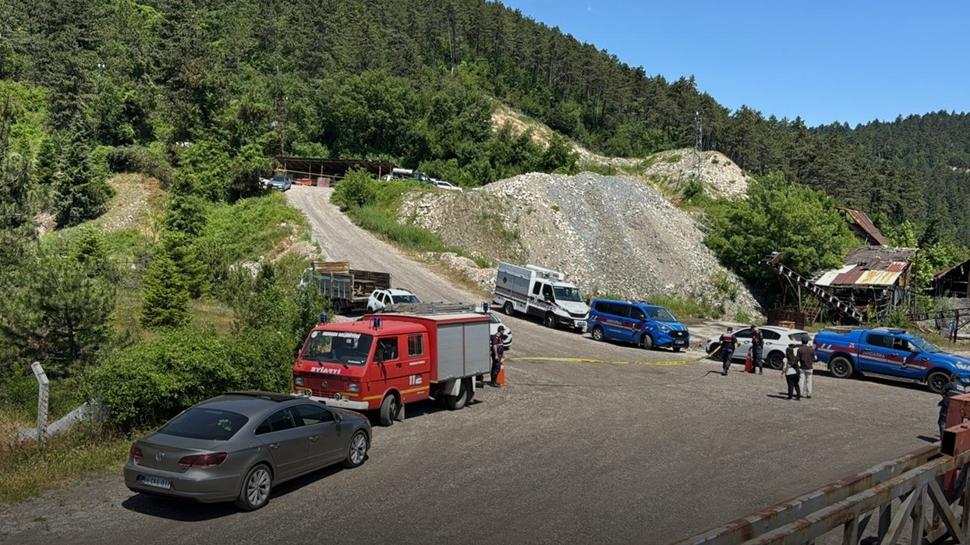 Maden ocağında göçük! 1 işçi için zamanla yarış başladı