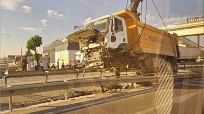 Bursa'da hafriyat kamyonu ref�je girdi