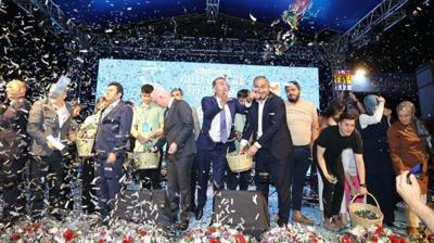 Merkezefendi Geleneksel T�p Festivali, 27. kez �stanbullular� Zeytinburnu'nda bulu�turuyor