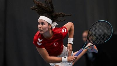 Milli tenis�i Ayla Aksu, Portekiz'de �eyrek finalde